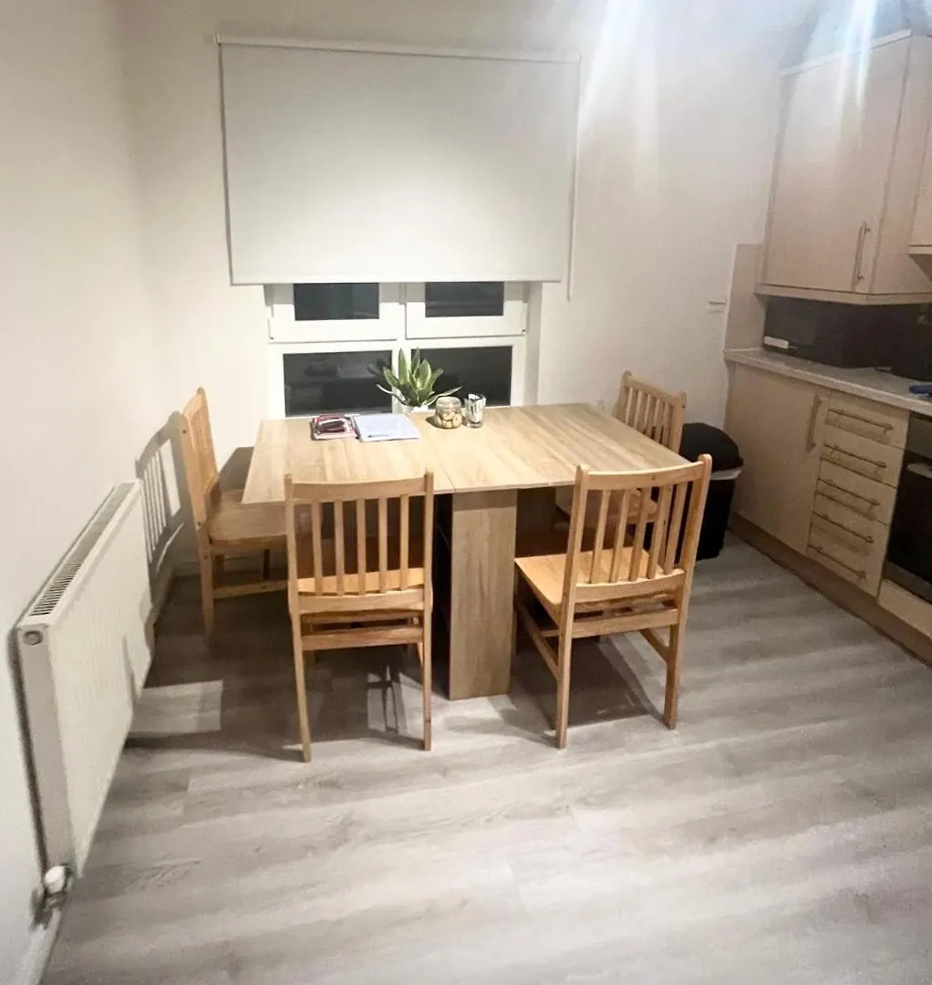 Spacious City Centre Flat Free Parking& Superfast Wifi Edynburg